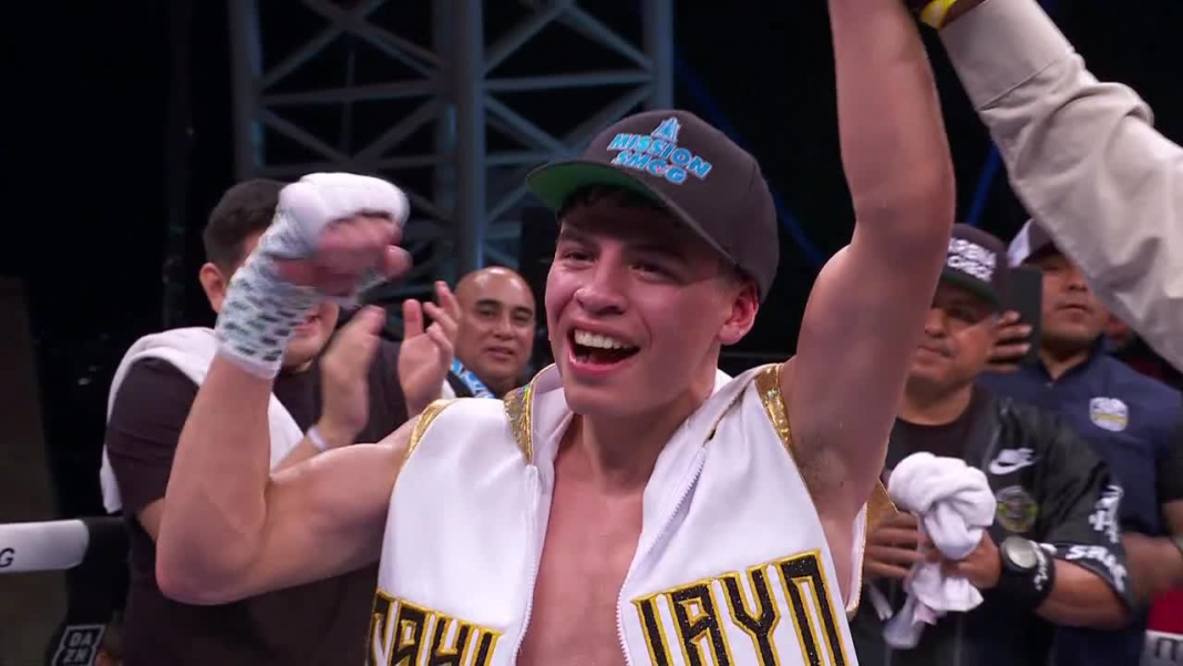 arturo popoca celebrando el campeonato